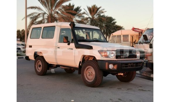 Buy Import Toyota Land Cruiser White Car in Import - Dubai in Abia State