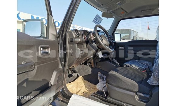 Acheter Import Voiture Suzuki Jimny Noir à Import - Dubai, État d'Abia Acheter Import Voiture Suzuki Jimny Noir à Import - Dubai, État d'Abia