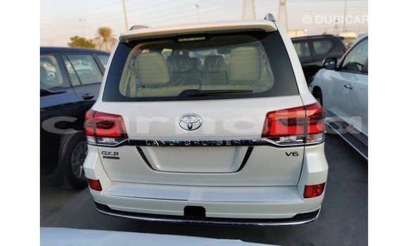 Buy Import Toyota Land Cruiser White Car in Import - Dubai in Abia State Buy Import Toyota Land Cruiser White Car in Import - Dubai in Abia State