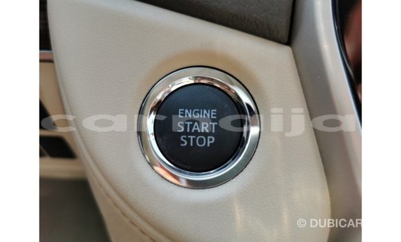 Acheter Import Voiture Toyota Land Cruiser Blanc à Import - Dubai, État d'Abia Acheter Import Voiture Toyota Land Cruiser Blanc à Import - Dubai, État d'Abia