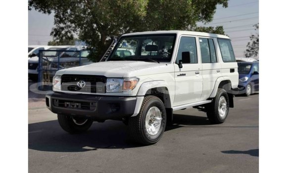Buy Import Toyota Land Cruiser White Car in Import - Dubai in Abia State