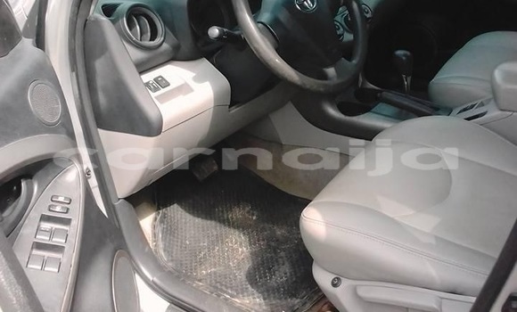 Acheter Occasion Voiture Toyota Sienna Gris à Benin City, Edo