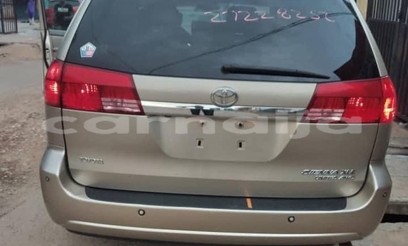 Acheter Occasion Voiture Toyota Sienna Gris à Benin City, Edo Acheter Occasion Voiture Toyota Sienna Gris à Benin City, Edo