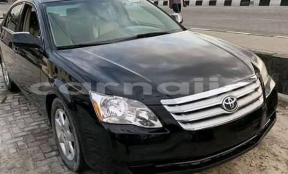 Acheter Occasion Voiture Toyota Avalon Noir à Lagos, État de Lagos