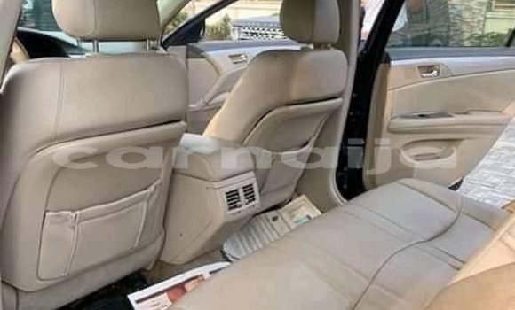 Acheter Occasion Voiture Toyota Avalon Noir à Lagos, État de Lagos Acheter Occasion Voiture Toyota Avalon Noir à Lagos, État de Lagos