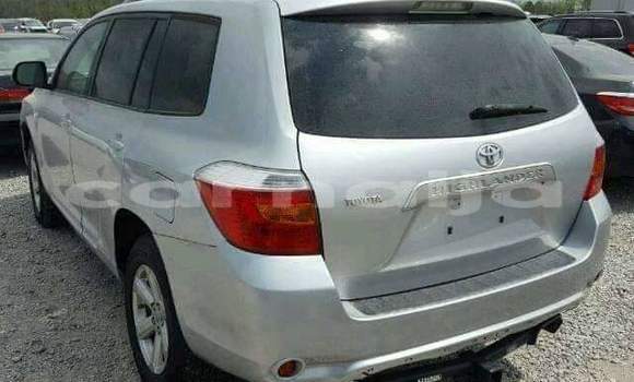 Buy Import Toyota Highlander Silver Car in Daura in Katsina