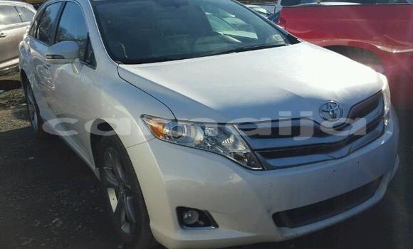 Buy Used Toyota Venza White Car in Lagos in Lagos State Buy Used Toyota Venza White Car in Lagos in Lagos State