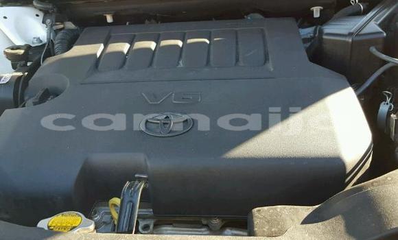 Buy Used Toyota Venza White Car in Lagos in Lagos State Buy Used Toyota Venza White Car in Lagos in Lagos State