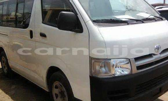 Buy Import Toyota Hiace White Car in Daura in Katsina Buy Import Toyota Hiace White Car in Daura in Katsina