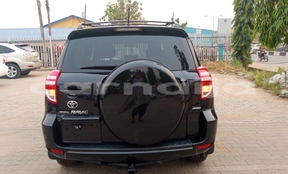 Acheter Occasion Voiture Toyota RAV4 Noir à Lagos, État de Lagos Acheter Occasion Voiture Toyota RAV4 Noir à Lagos, État de Lagos