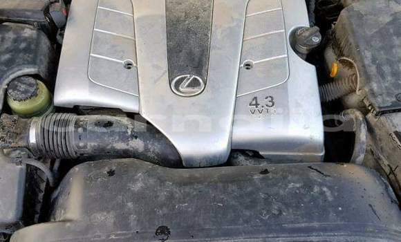 Acheter Import Voiture Lexus LS Blanc à Daura, Katsina