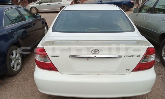 Acheter Import Voiture Toyota Camry Blanc à Ipokia, État d'Ogun Acheter Import Voiture Toyota Camry Blanc à Ipokia, État d'Ogun
