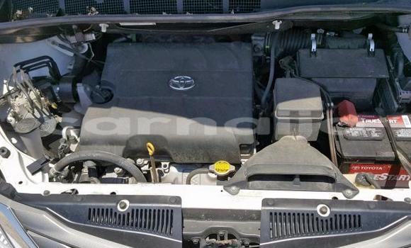 Acheter Occasion Voiture Toyota Camry Blanc à Lagos, État de Lagos Acheter Occasion Voiture Toyota Camry Blanc à Lagos, État de Lagos