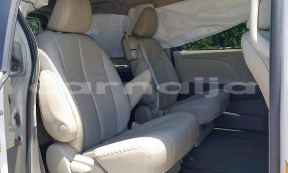 Acheter Occasion Voiture Toyota Camry Blanc à Lagos, État de Lagos Acheter Occasion Voiture Toyota Camry Blanc à Lagos, État de Lagos