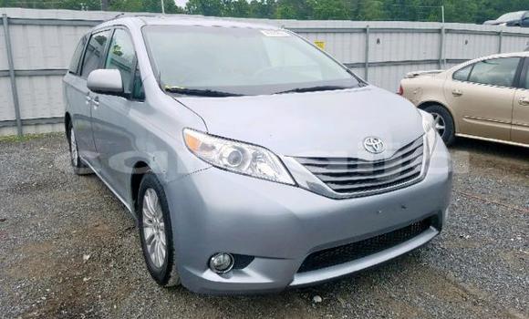 Acheter Occasion Voiture Toyota Sienna Gris à Lagos, État de Lagos Acheter Occasion Voiture Toyota Sienna Gris à Lagos, État de Lagos