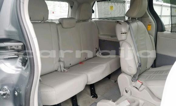 Acheter Occasion Voiture Toyota Sienna Gris à Lagos, État de Lagos Acheter Occasion Voiture Toyota Sienna Gris à Lagos, État de Lagos