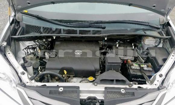 Acheter Occasion Voiture Toyota Sienna Gris à Lagos, État de Lagos Acheter Occasion Voiture Toyota Sienna Gris à Lagos, État de Lagos