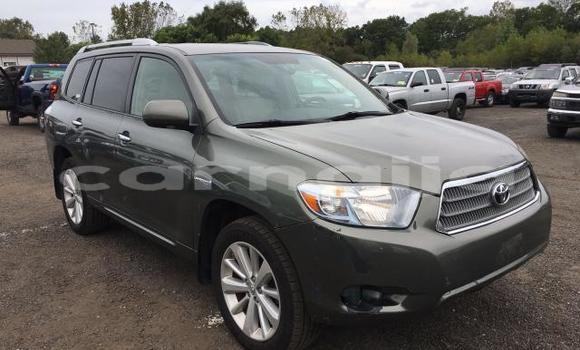 Acheter Occasion Voiture Toyota Highlander Marron à Abuja, État de Lagos Acheter Occasion Voiture Toyota Highlander Marron à Abuja, État de Lagos