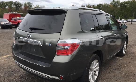 Acheter Occasion Voiture Toyota Highlander Marron à Abuja, État de Lagos Acheter Occasion Voiture Toyota Highlander Marron à Abuja, État de Lagos