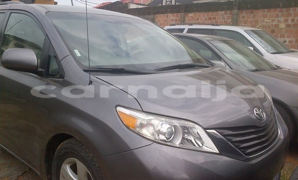 Acheter Neuf Voiture Toyota Sienna Noir à Lagos, État de Lagos