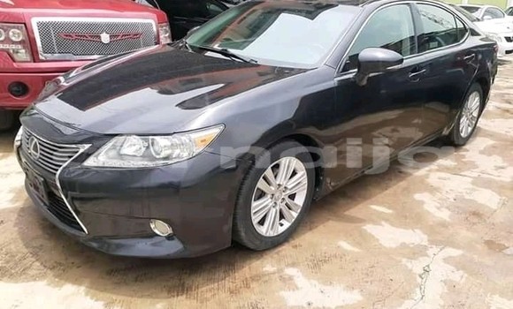 Acheter Occasion Voiture Lexus ES Noir à Ondo, État d'Ondo Acheter Occasion Voiture Lexus ES Noir à Ondo, État d'Ondo