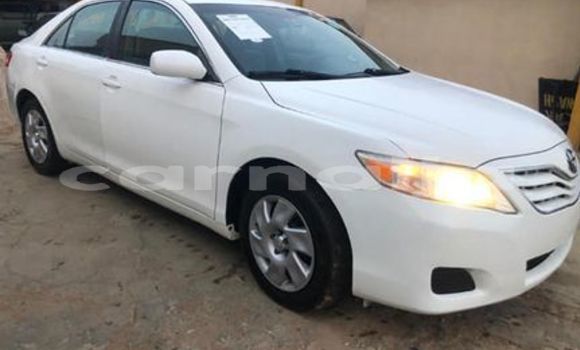 Buy Used Toyota Camry White Car in Aba in Abia State Buy Used Toyota Camry White Car in Aba in Abia State