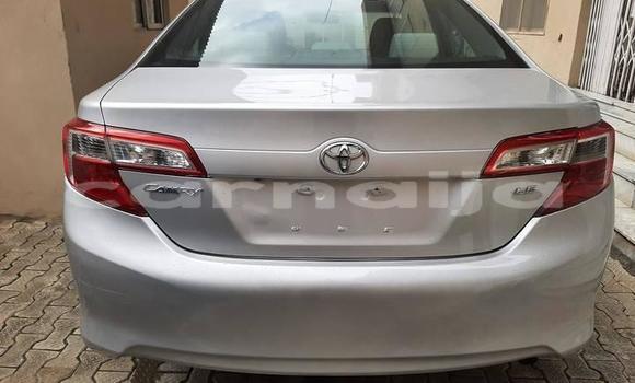 Acheter Occasion Voiture Toyota Camry Gris à Aba, État d'Abia Acheter Occasion Voiture Toyota Camry Gris à Aba, État d'Abia