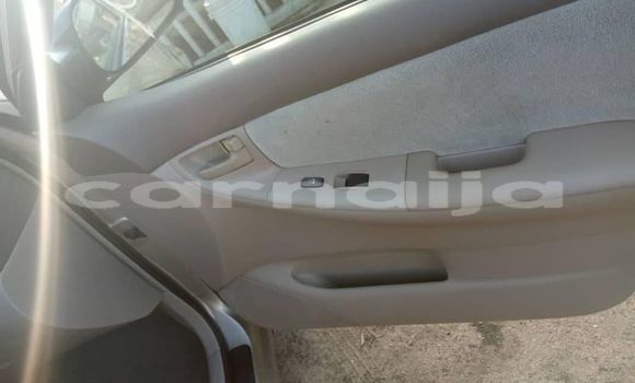 Acheter Occasion Voiture Toyota Corolla Beige à Aba, État d'Abia Acheter Occasion Voiture Toyota Corolla Beige à Aba, État d'Abia