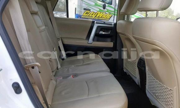 Acheter Import Voiture Toyota 4Runner Blanc à Daura, Katsina Acheter Import Voiture Toyota 4Runner Blanc à Daura, Katsina