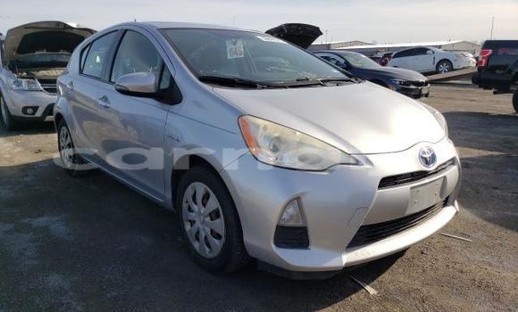 Acheter Import Voiture Toyota Prius Gris à Daura, Katsina Acheter Import Voiture Toyota Prius Gris à Daura, Katsina