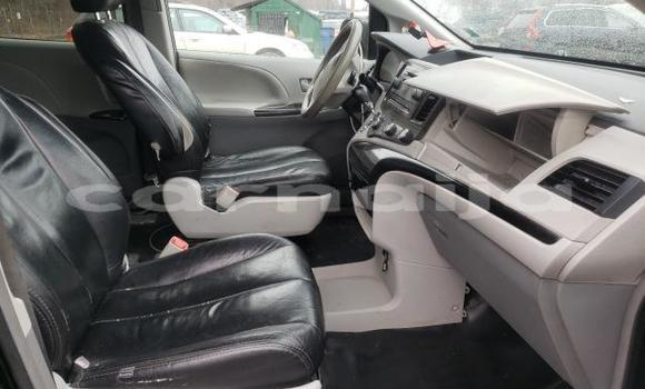 Buy Import Toyota Sienna Black Car in Daura in Katsina Buy Import Toyota Sienna Black Car in Daura in Katsina