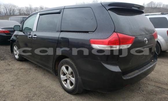 Buy Import Toyota Sienna Black Car in Daura in Katsina Buy Import Toyota Sienna Black Car in Daura in Katsina