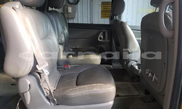 Buy Import Toyota Sienna Blue Car in Daura in Katsina Buy Import Toyota Sienna Blue Car in Daura in Katsina