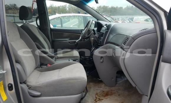 Acheter Import Voiture Toyota Sienna Gris à Daura, Katsina Acheter Import Voiture Toyota Sienna Gris à Daura, Katsina