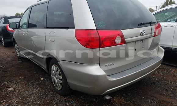 Acheter Import Voiture Toyota Sienna Gris à Daura, Katsina Acheter Import Voiture Toyota Sienna Gris à Daura, Katsina