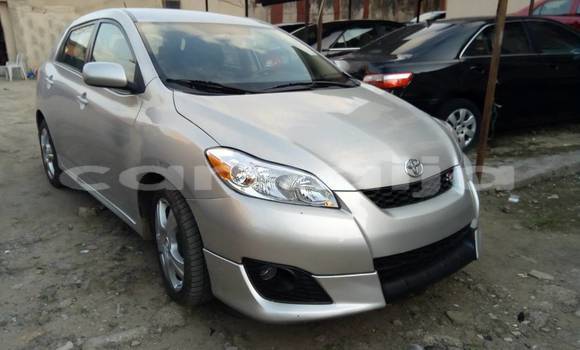 Acheter Import Voiture Toyota Matrix Gris à Ipokia, État d'Ogun Acheter Import Voiture Toyota Matrix Gris à Ipokia, État d'Ogun