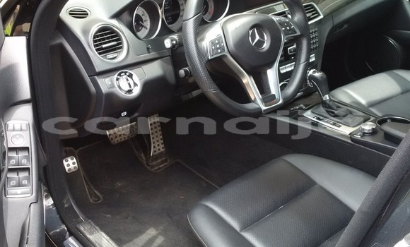 Acheter Import Voiture Mercedes-Benz C250 coupe Noir à Ipokia, État d'Ogun Acheter Import Voiture Mercedes-Benz C250 coupe Noir à Ipokia, État d'Ogun