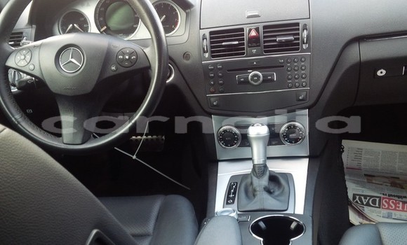 Acheter Import Voiture Mercedes-Benz C–Class Blanc à Ipokia, État d'Ogun Acheter Import Voiture Mercedes-Benz C–Class Blanc à Ipokia, État d'Ogun