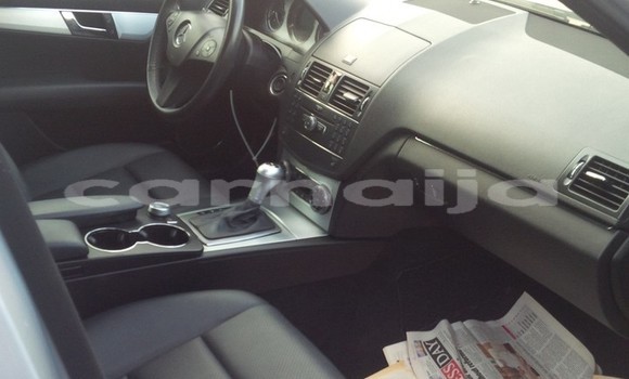 Acheter Import Voiture Mercedes-Benz C–Class Blanc à Ipokia, État d'Ogun Acheter Import Voiture Mercedes-Benz C–Class Blanc à Ipokia, État d'Ogun