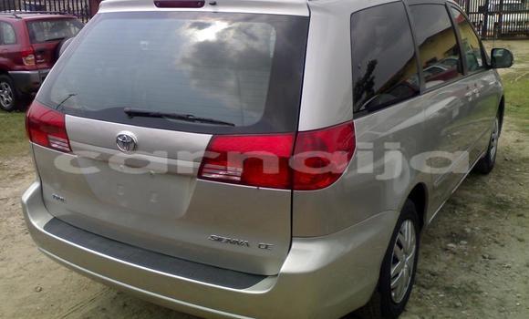 Buy Used Toyota Sienna Silver Car in Enugu in Enugu State Buy Used Toyota Sienna Silver Car in Enugu in Enugu State