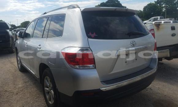 Buy New Toyota Highlander Silver Car in Badagry in Lagos State Buy New Toyota Highlander Silver Car in Badagry in Lagos State