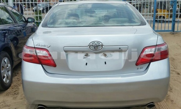 Acheter Import Voiture Toyota Camry Blanc à Ipokia, État d'Ogun Acheter Import Voiture Toyota Camry Blanc à Ipokia, État d'Ogun