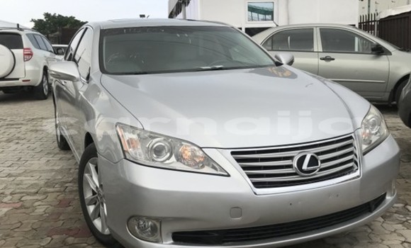 Buy Import Lexus ES White Car in Ipokia in Ogun State