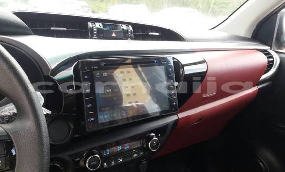 Acheter Import Voiture Toyota Hilux Blanc à Ipokia, État d'Ogun Acheter Import Voiture Toyota Hilux Blanc à Ipokia, État d'Ogun