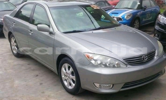 Acheter Import Voiture Toyota Camry Gris à Ipokia, État d'Ogun Acheter Import Voiture Toyota Camry Gris à Ipokia, État d'Ogun