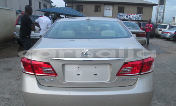 Buy Used Lexus ES White Car in Ipokia in Ogun State