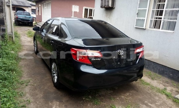 Acheter Occasion Voiture Toyota Camry Noir à Ipokia, État d'Ogun Acheter Occasion Voiture Toyota Camry Noir à Ipokia, État d'Ogun