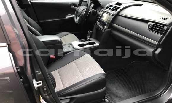Acheter Import Voiture Toyota Camry Noir à Ipokia, État d'Ogun Acheter Import Voiture Toyota Camry Noir à Ipokia, État d'Ogun