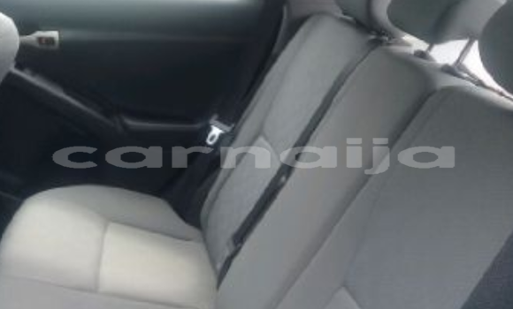 Acheter Import Voiture Toyota Matrix Bleu à Ipokia, État d'Ogun Acheter Import Voiture Toyota Matrix Bleu à Ipokia, État d'Ogun