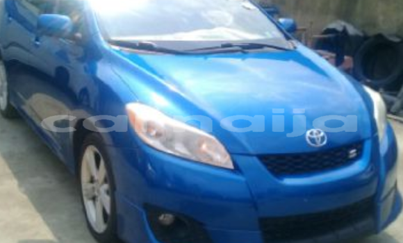 Acheter Import Voiture Toyota Matrix Bleu à Ipokia, État d'Ogun Acheter Import Voiture Toyota Matrix Bleu à Ipokia, État d'Ogun